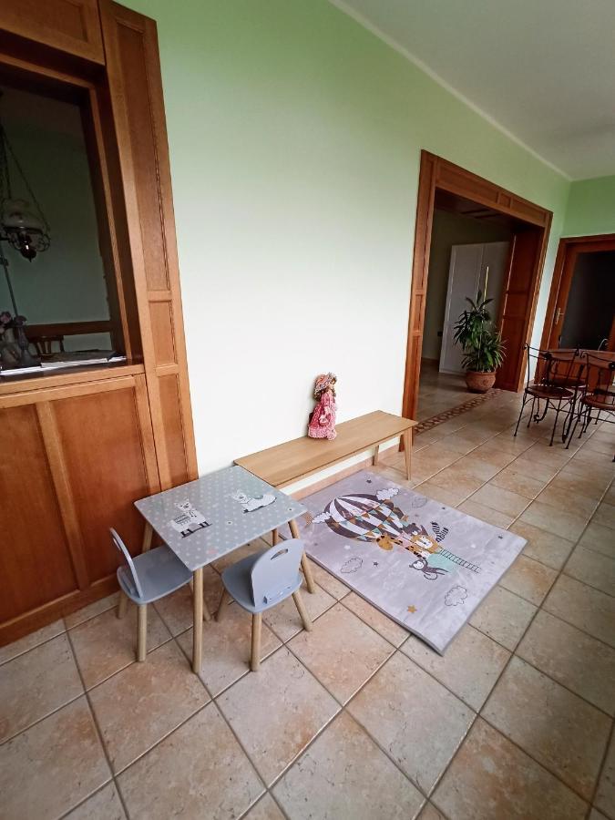 Villa Margerita With Private Pool, Yard And Parking Kastelir Bagian luar foto